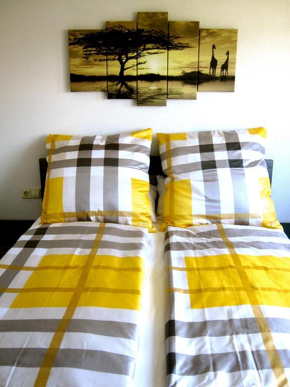 Ferienwohnung Am Ziegelbach Гехінґен Екстер'єр фото